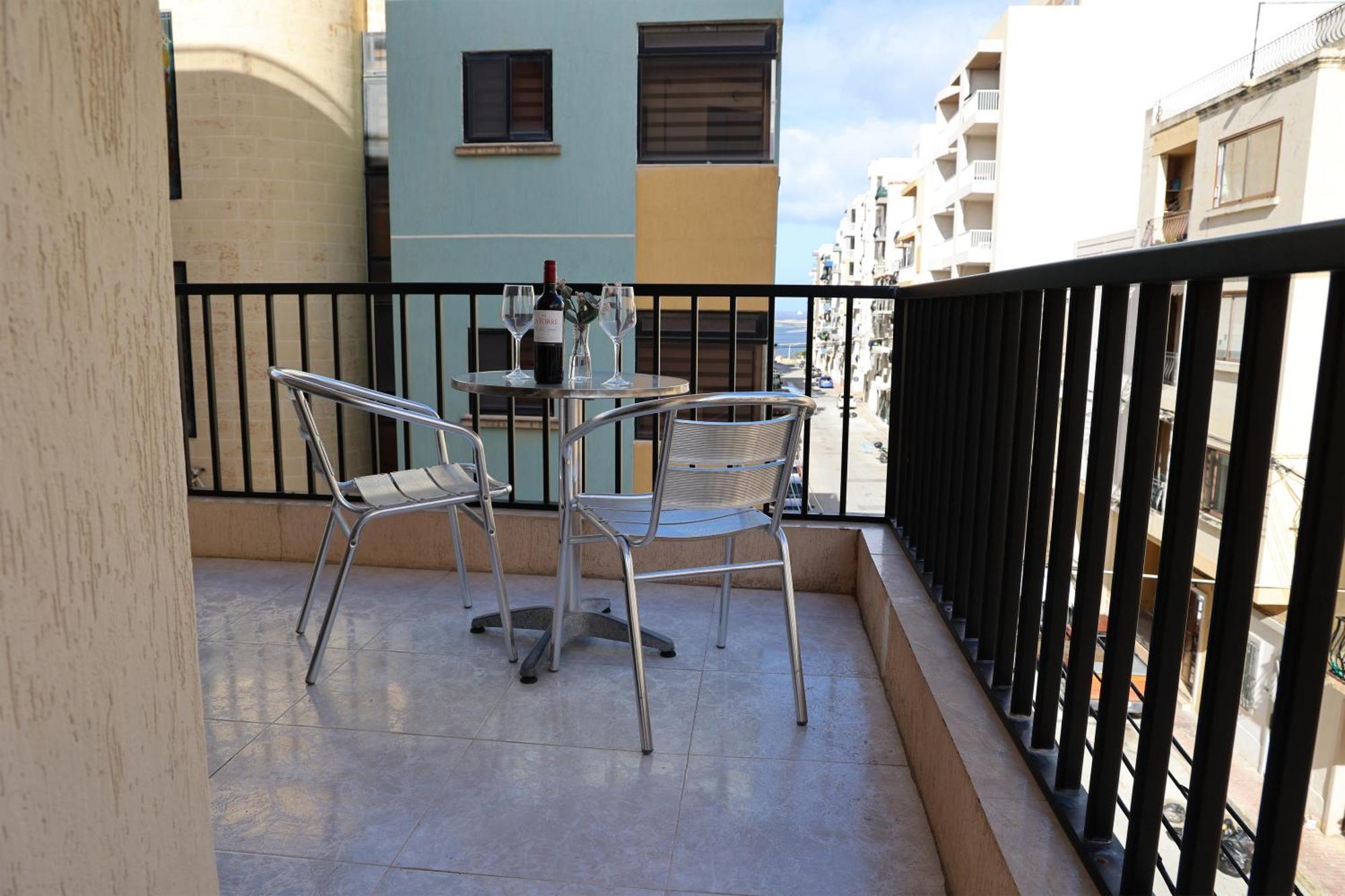 Mayfair Cosy 2br Apartment St. Paul's Bay