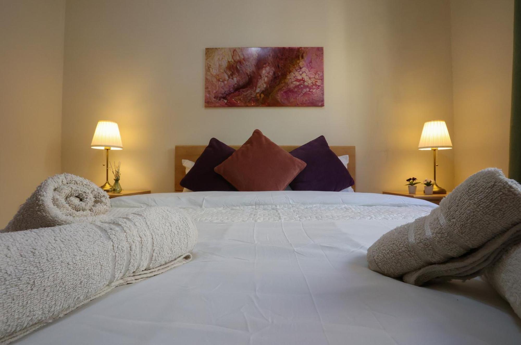 Mayfair Cosy 2br Apartment *